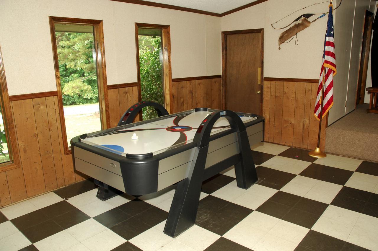 Carolina Landing Camping Resort Cabin 9 Fair Play Exterior photo